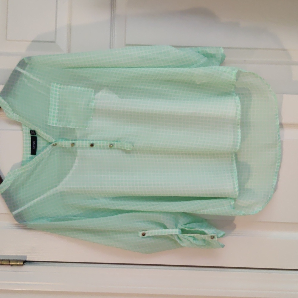 NWOT, Mint green white blouse APT. 9